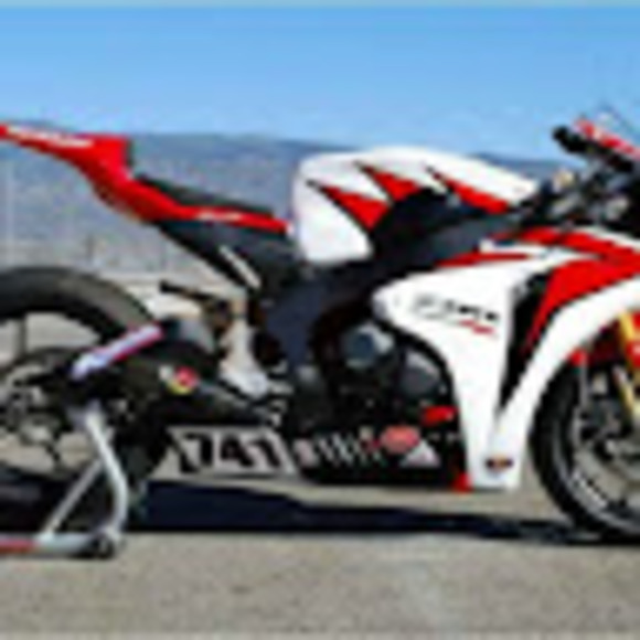 Meet your Posher, Austin - Picture 1 of 1